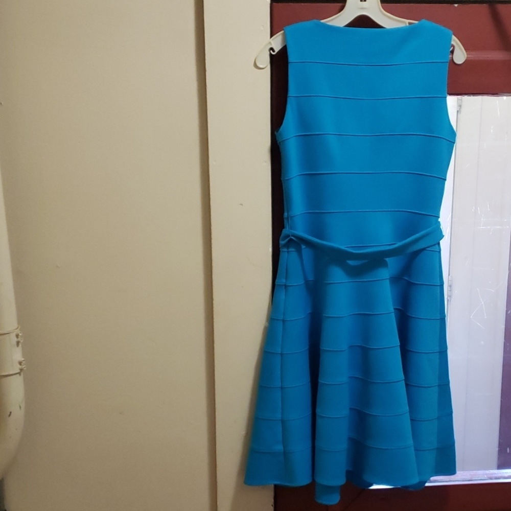 CALVIN KLEIN BLUE SLEEVELESS DRESS SIZE 6 - Picture 3 of 8